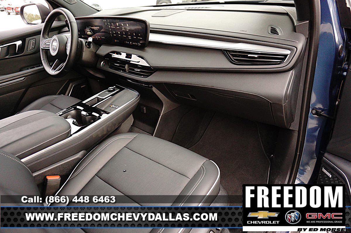 Certified 2025 Buick Enclave Preferred image 8