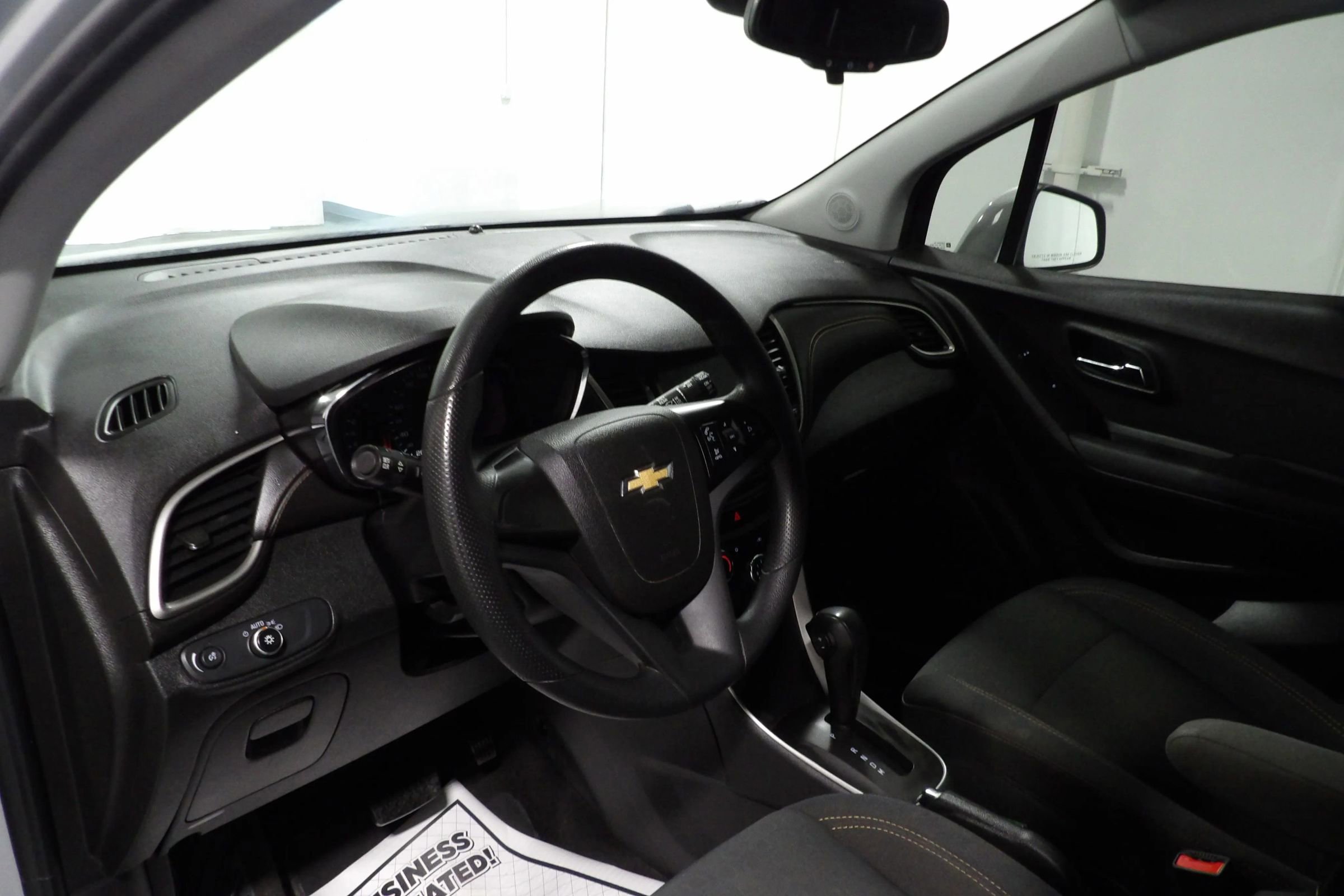 Used 2018 Chevrolet Trax LS image 8