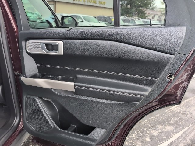 Used 2022 Ford Explorer Limited w/ Equipment Group 301A image 27