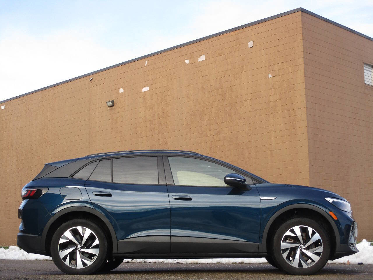 Used 2023 Volkswagen ID.4 Pro image 30