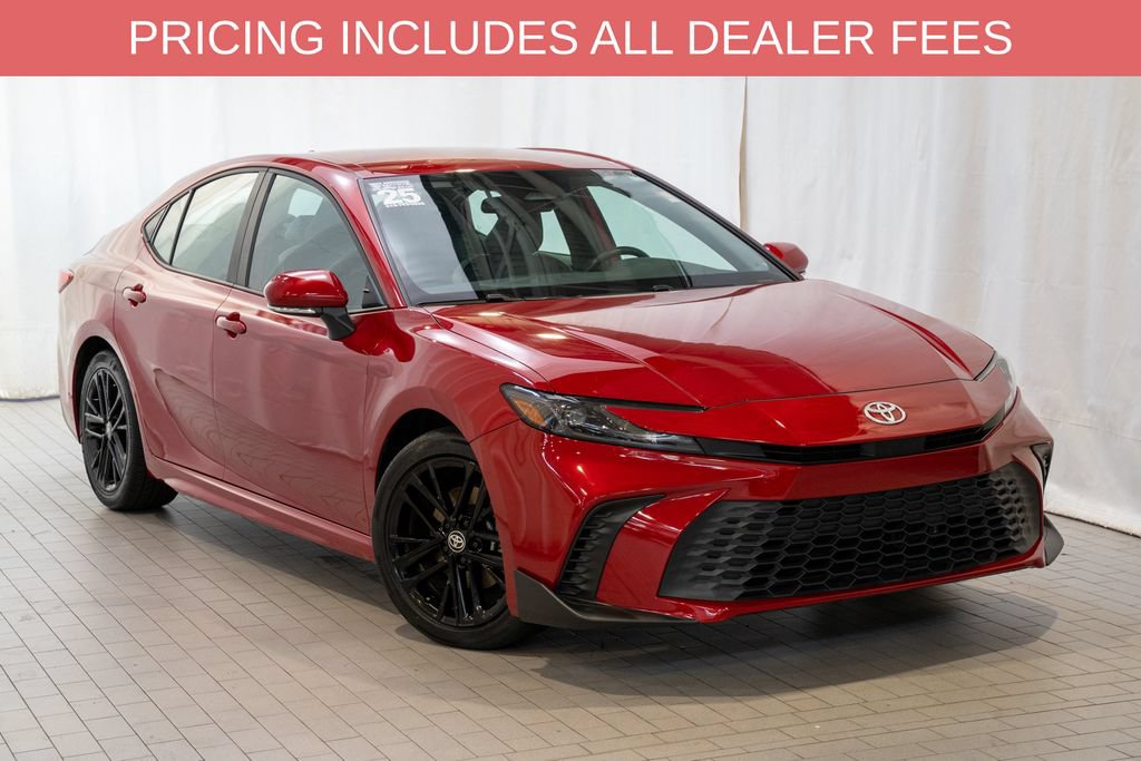Used 2025 Toyota Camry SE