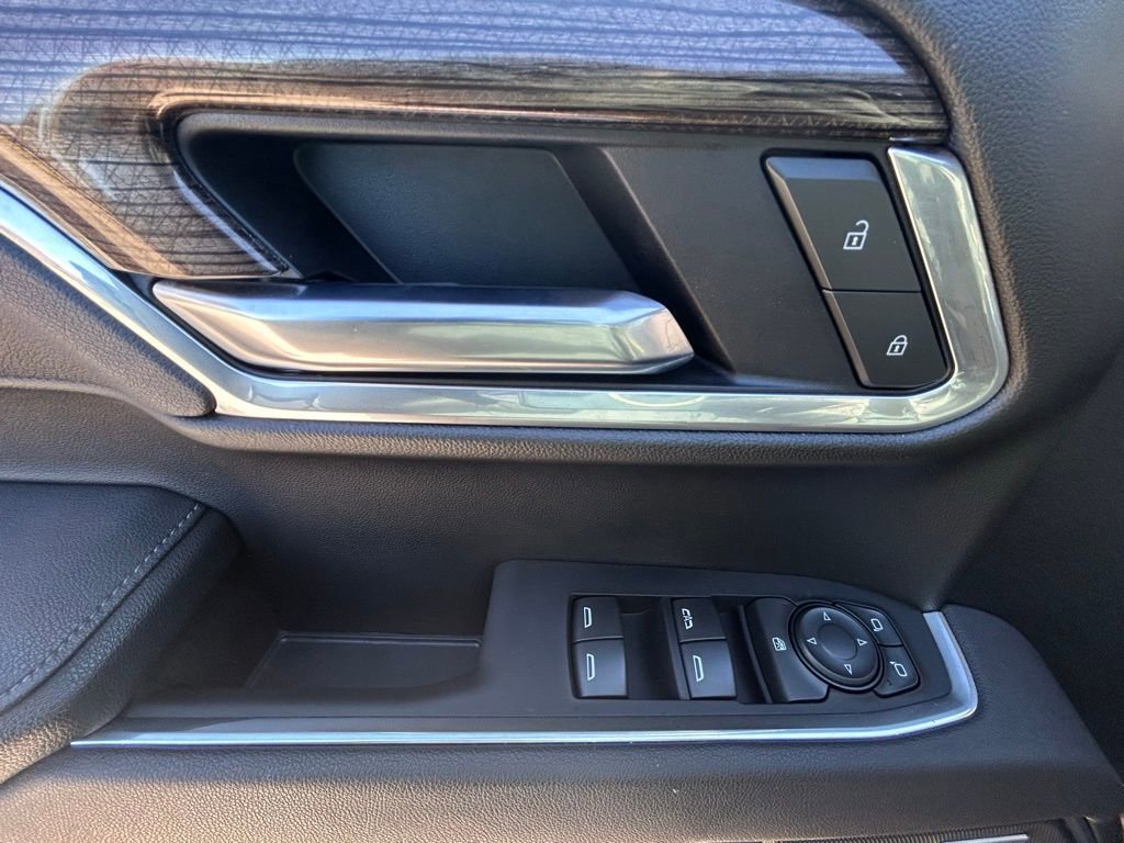 Used 2025 Chevrolet Silverado 1500 RST w/ Redline Edition image 30