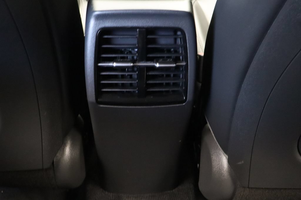 Used 2023 Kia Niro EX FWD image 33