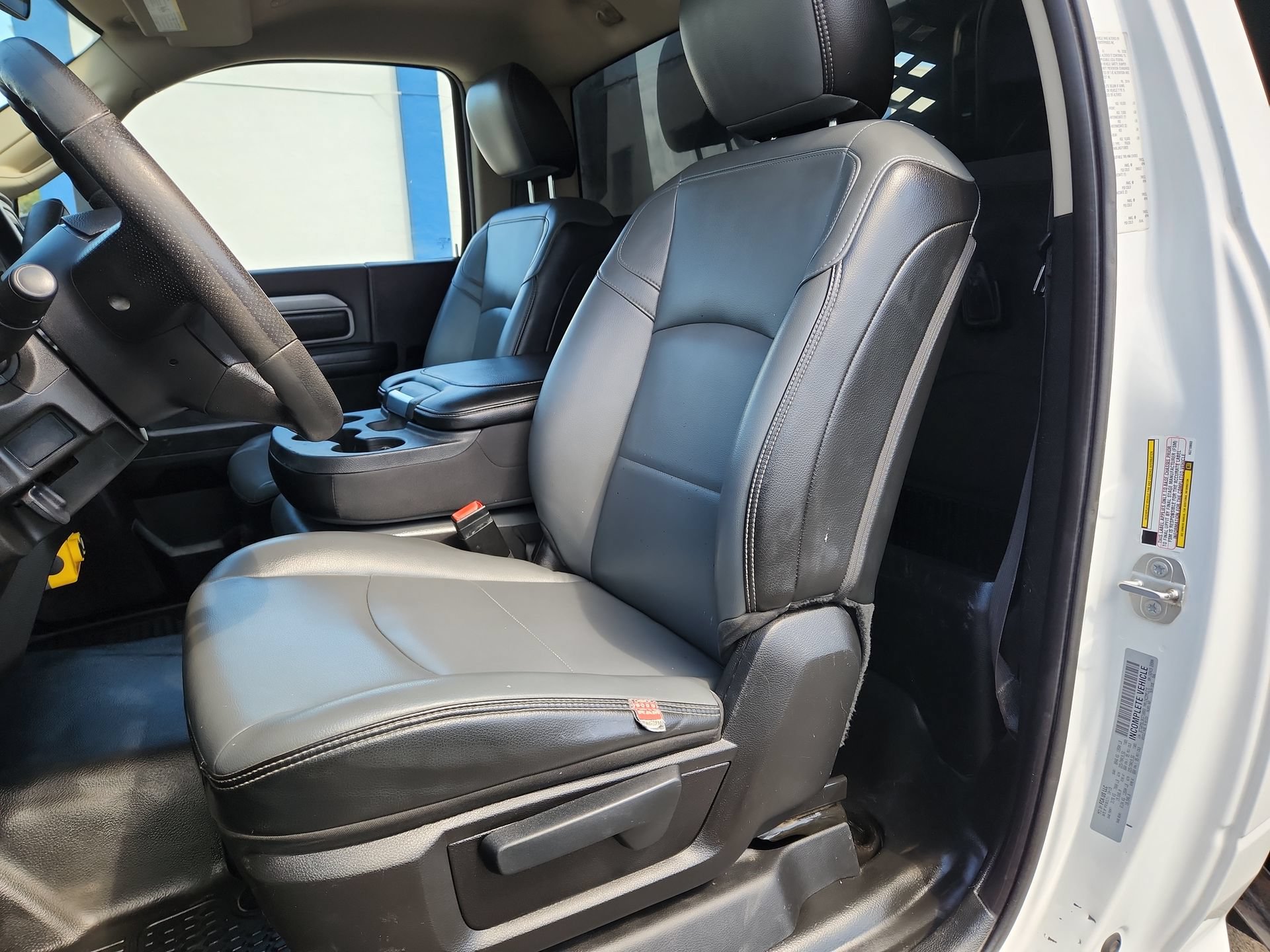 Used 2019 RAM 5500 Tradesman w/ Ambulance Prep Group RWD image 13