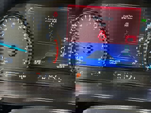 Used 2022 Ford Explorer XLT w/ Equipment Group 202A image 14