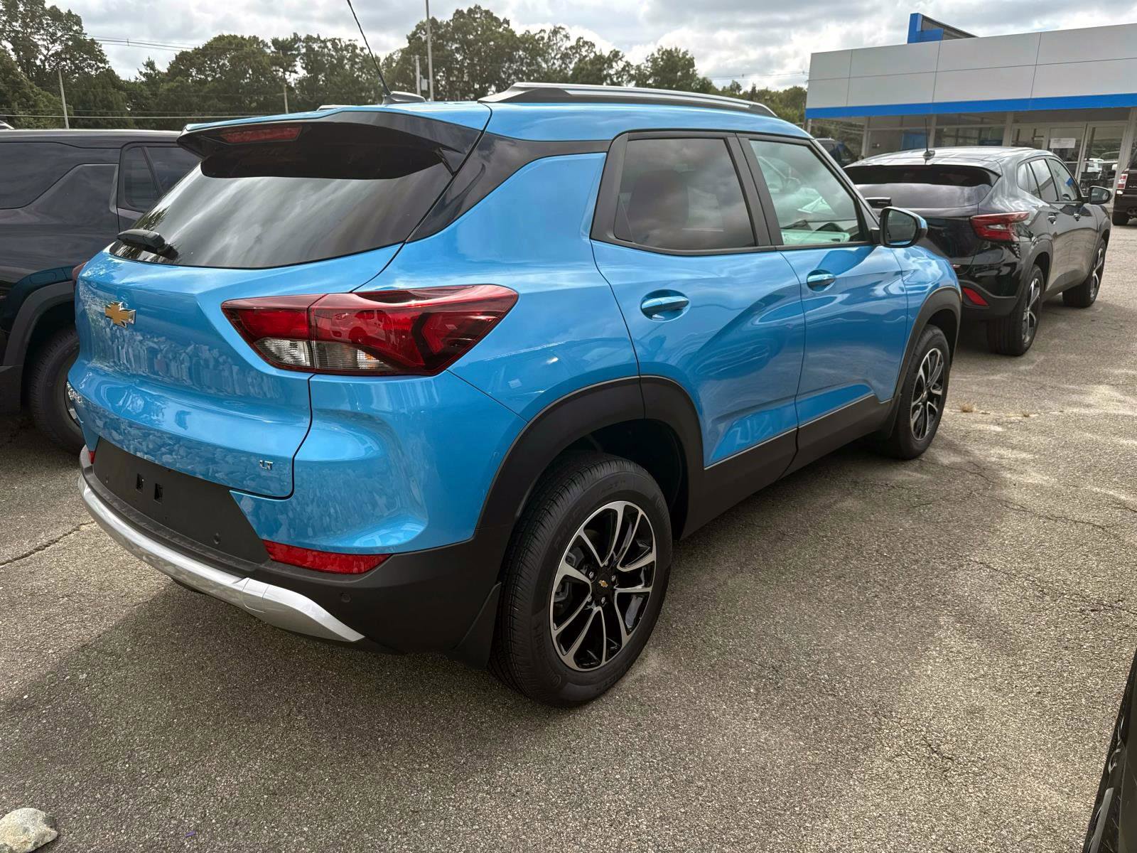 New 2026 Chevrolet TrailBlazer LT w/ Convenience Package image 3