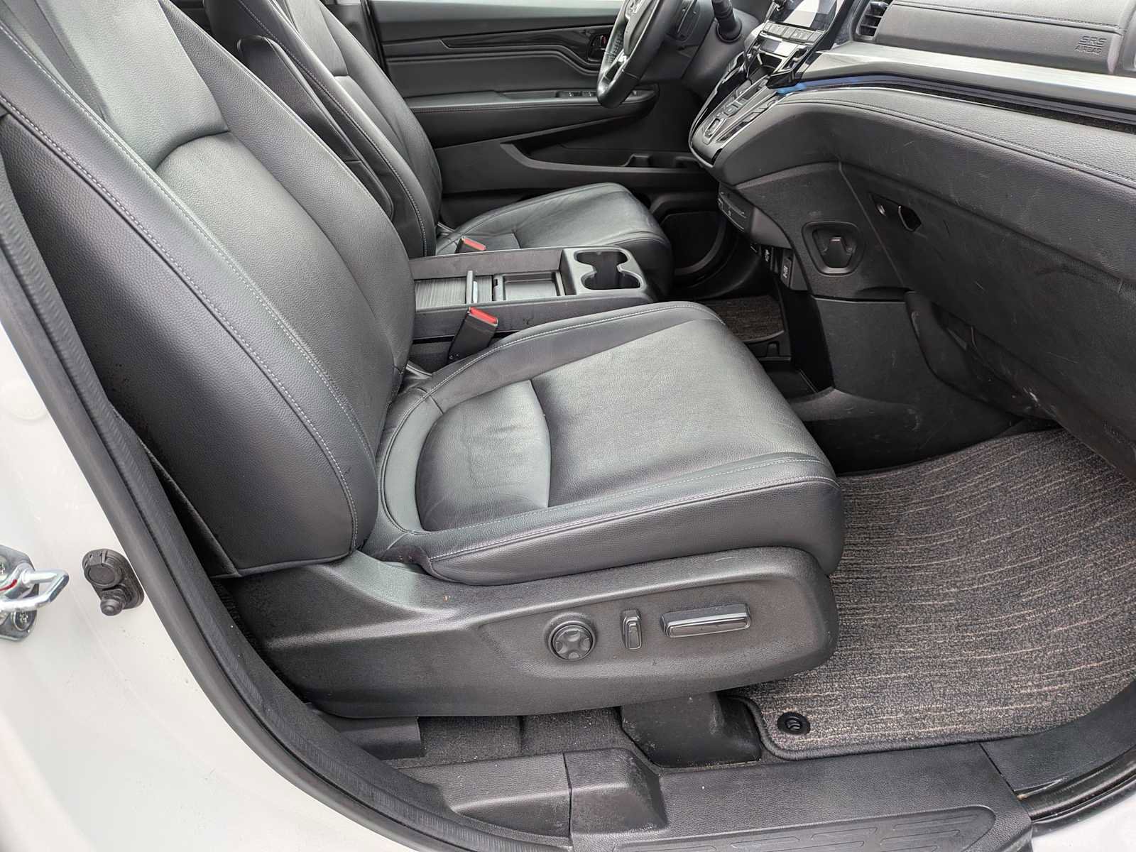 Certified 2023 Honda Odyssey Touring image 21