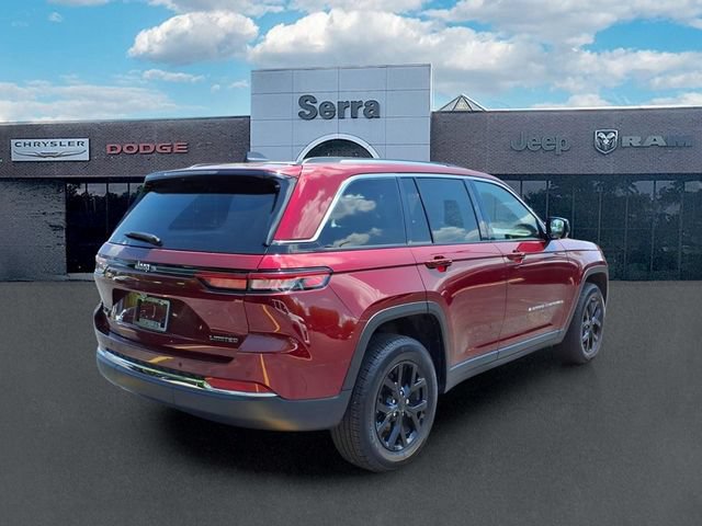 Used 2023 Jeep Grand Cherokee Limited AWD/4WD image 7