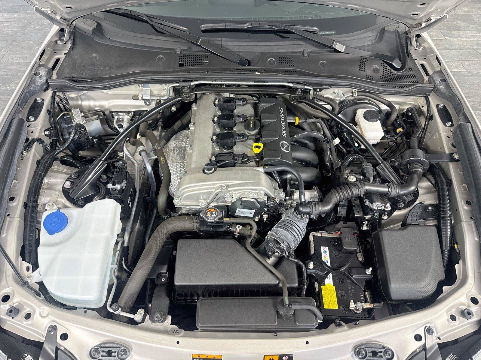 Used 2023 MAZDA MX-5 Miata Club RWD image 31