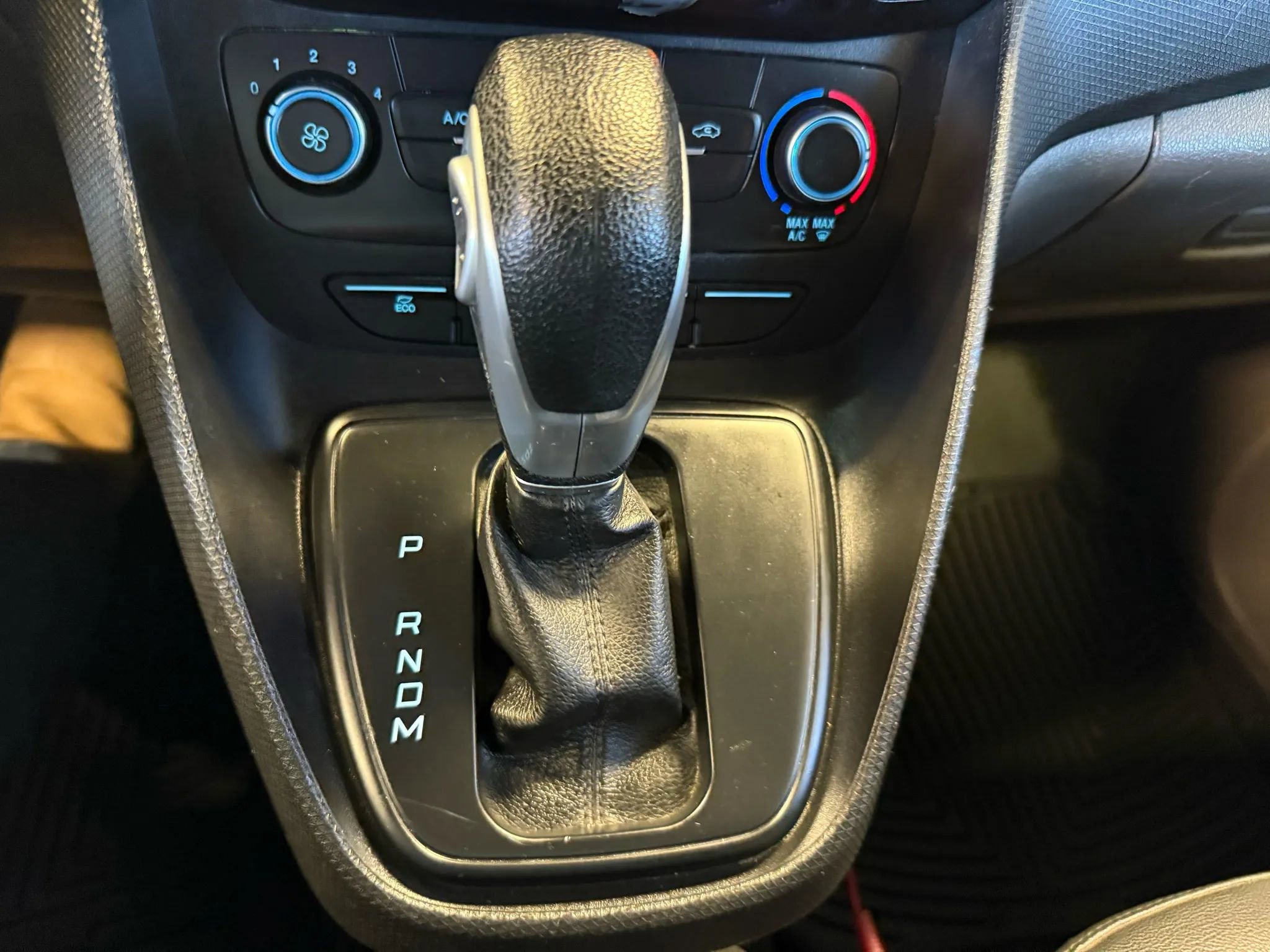 Used 2019 Ford Transit Connect XL FWD image 18
