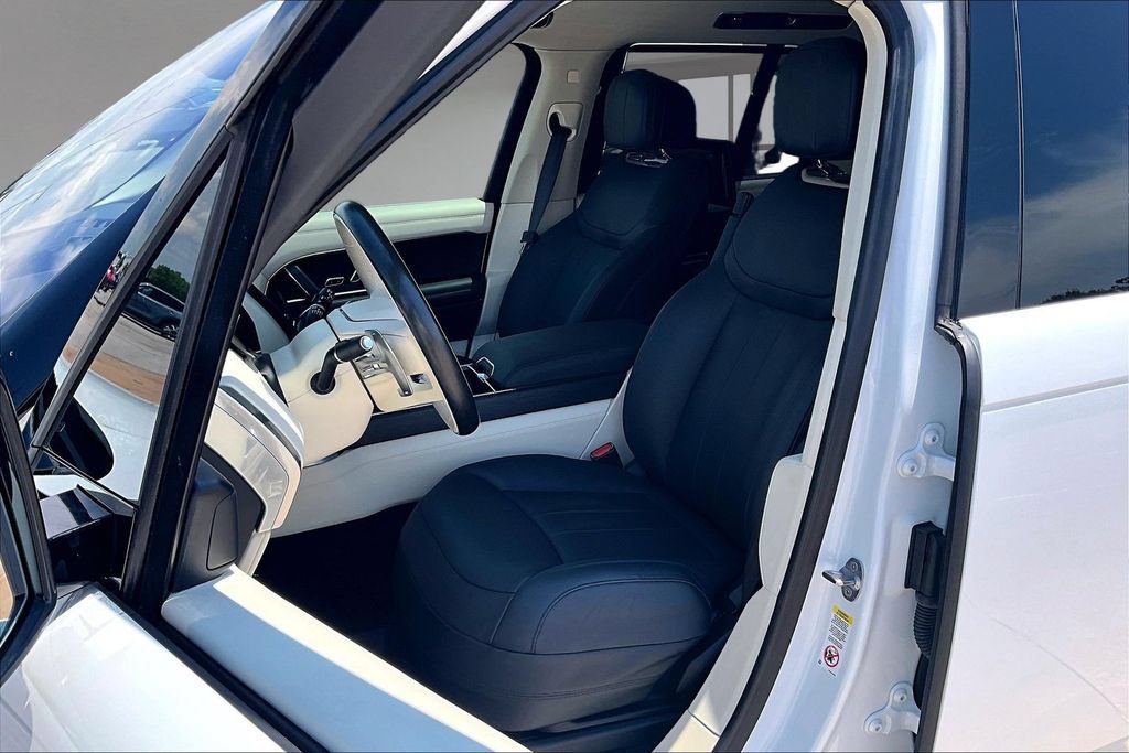 Used 2023 Land Rover Range Rover Autobiography AWD/4WD image 25