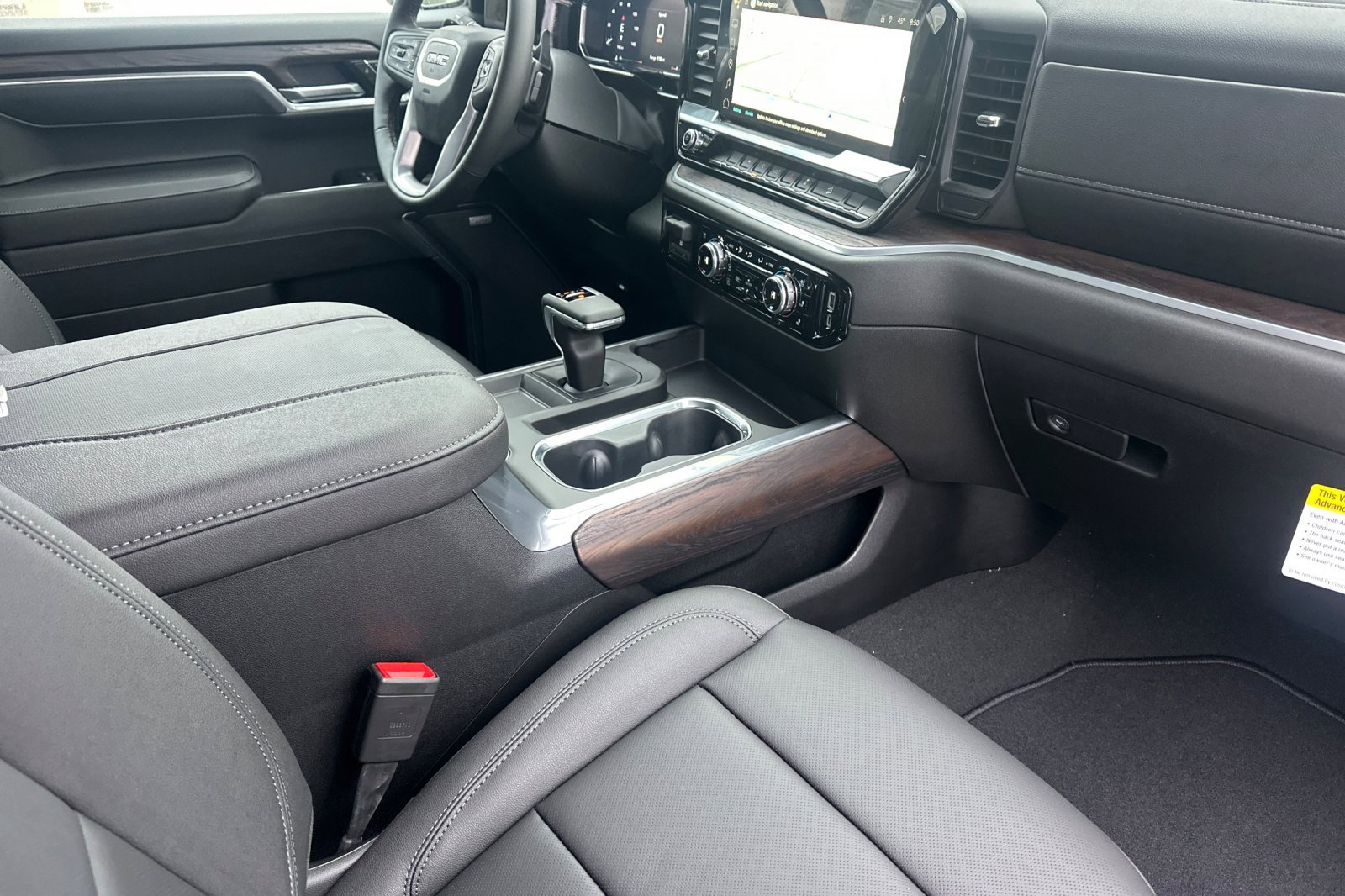 New 2026 GMC Sierra 1500 SLT w/ SLT Convenience Package image 16