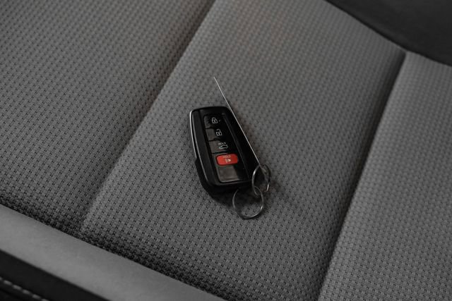 Used 2018 Toyota RAV4 XLE w/ Plus Extra Value Package image 55