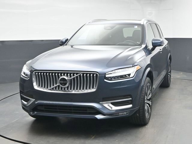 Used 2023 Volvo XC90 B5 Plus w/ Protection Package Premier image 3