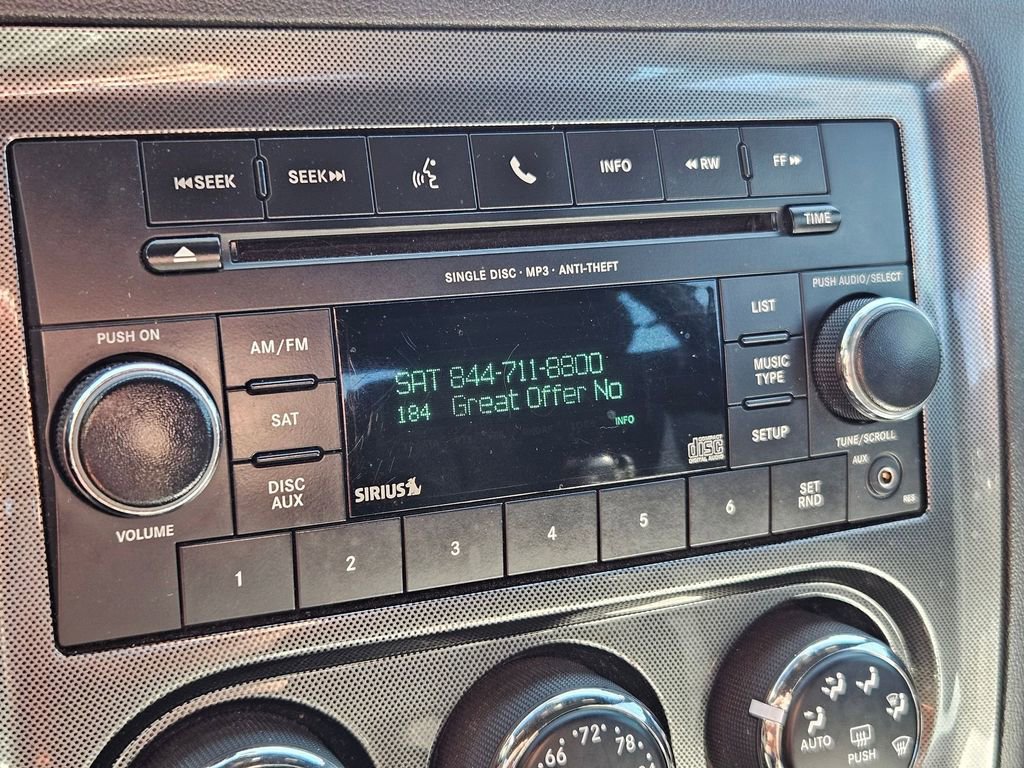 Used 2012 Dodge Challenger SXT image 22