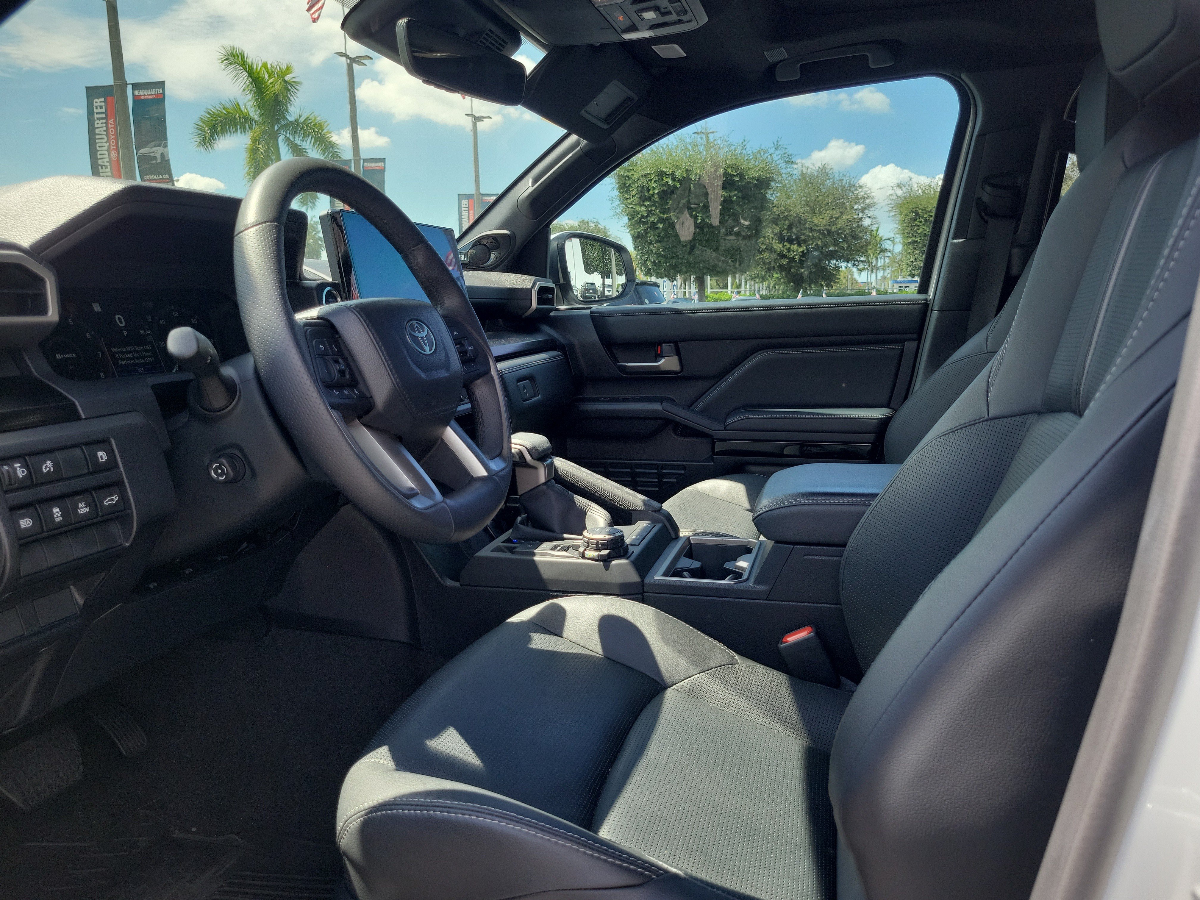 Used 2026 Toyota 4Runner Limited AWD/4WD image 19