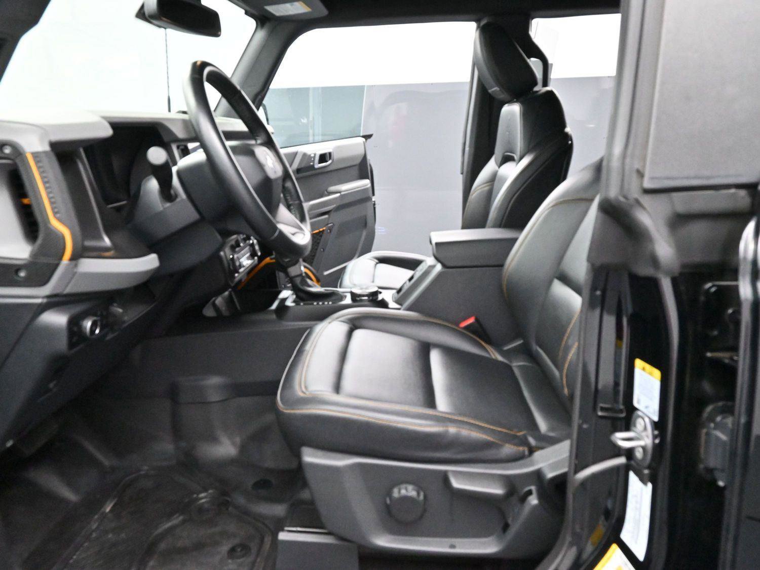 Used 2023 Ford Bronco Badlands image 13