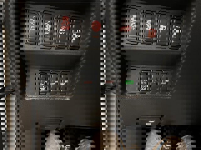 Used 2020 Nissan Rogue SV image 20