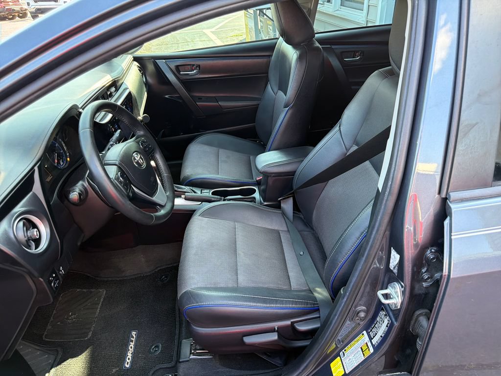 Used 2019 Toyota Corolla SE FWD image 26