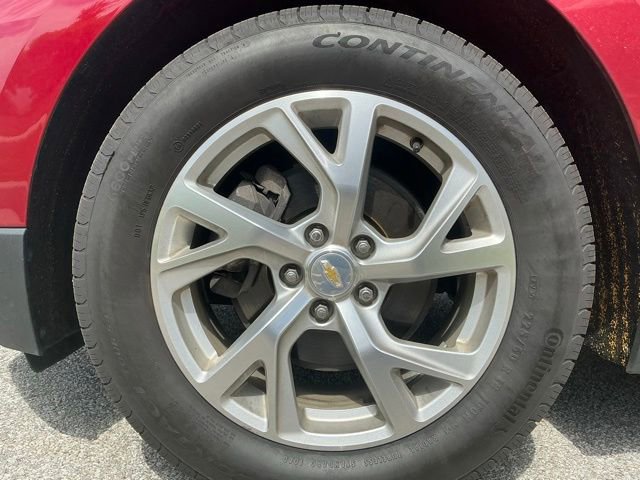 Used 2018 Chevrolet Equinox LT FWD image 14