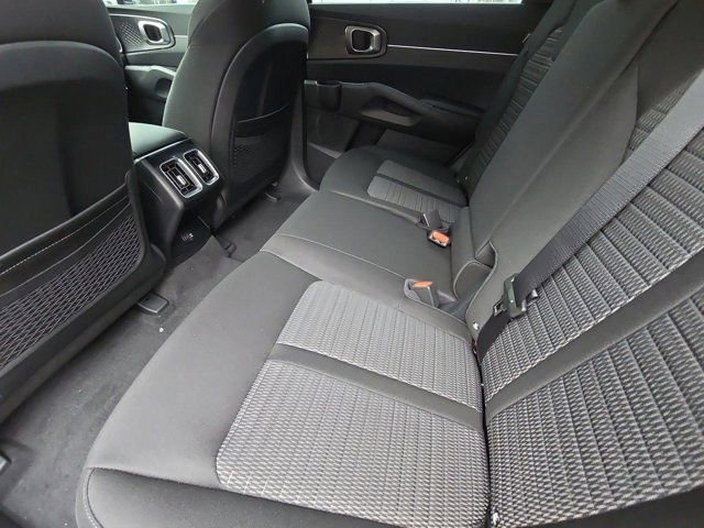 New 2026 Kia Sorento LX FWD image 30