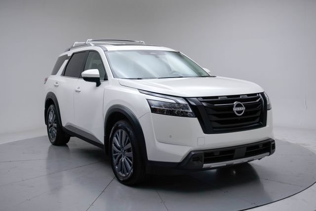 Used 2023 Nissan Pathfinder SL w/ SL Premium Package AWD/4WD image 12
