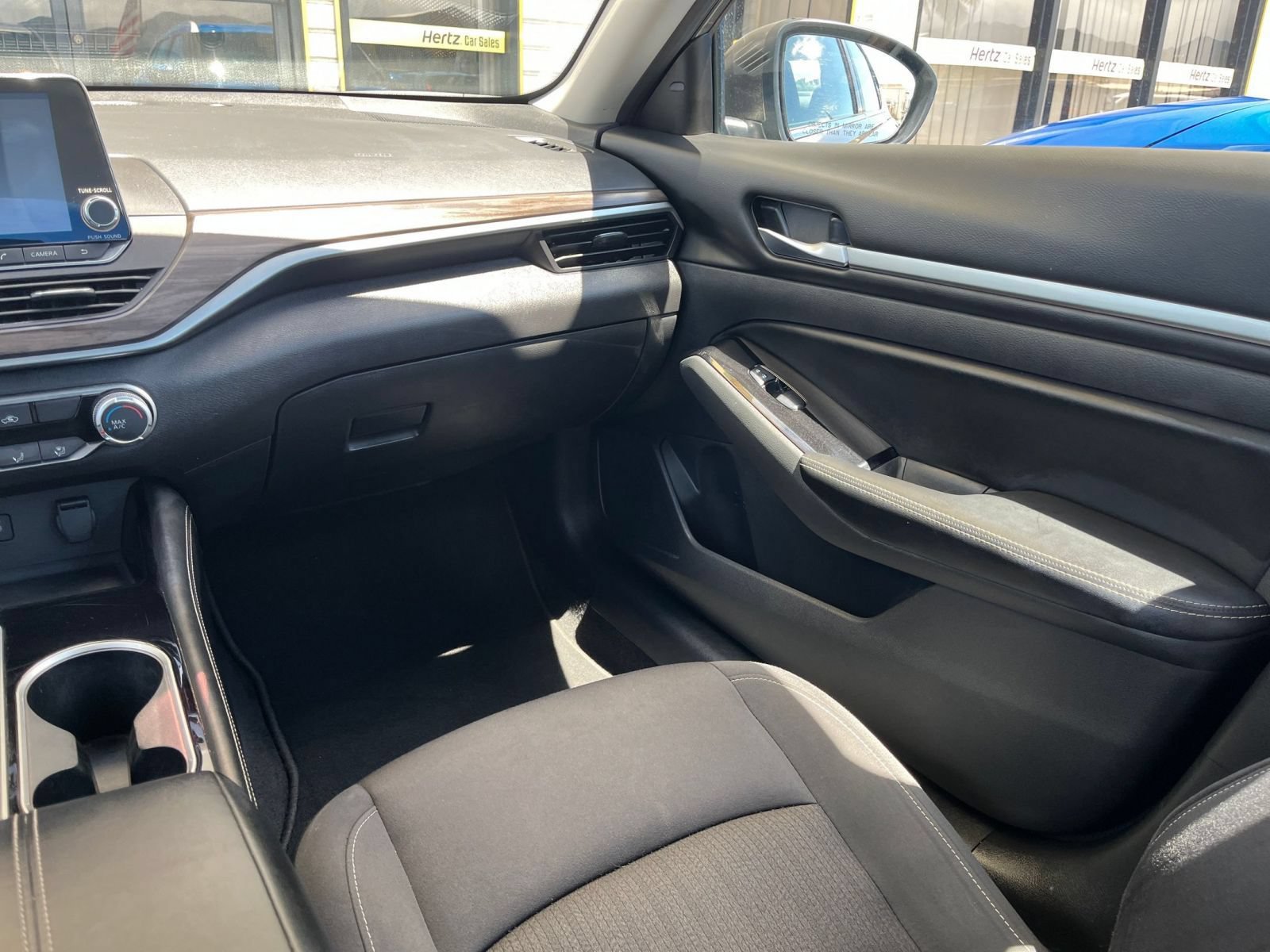 Used 2023 Nissan Altima 2.5 SV FWD image 28