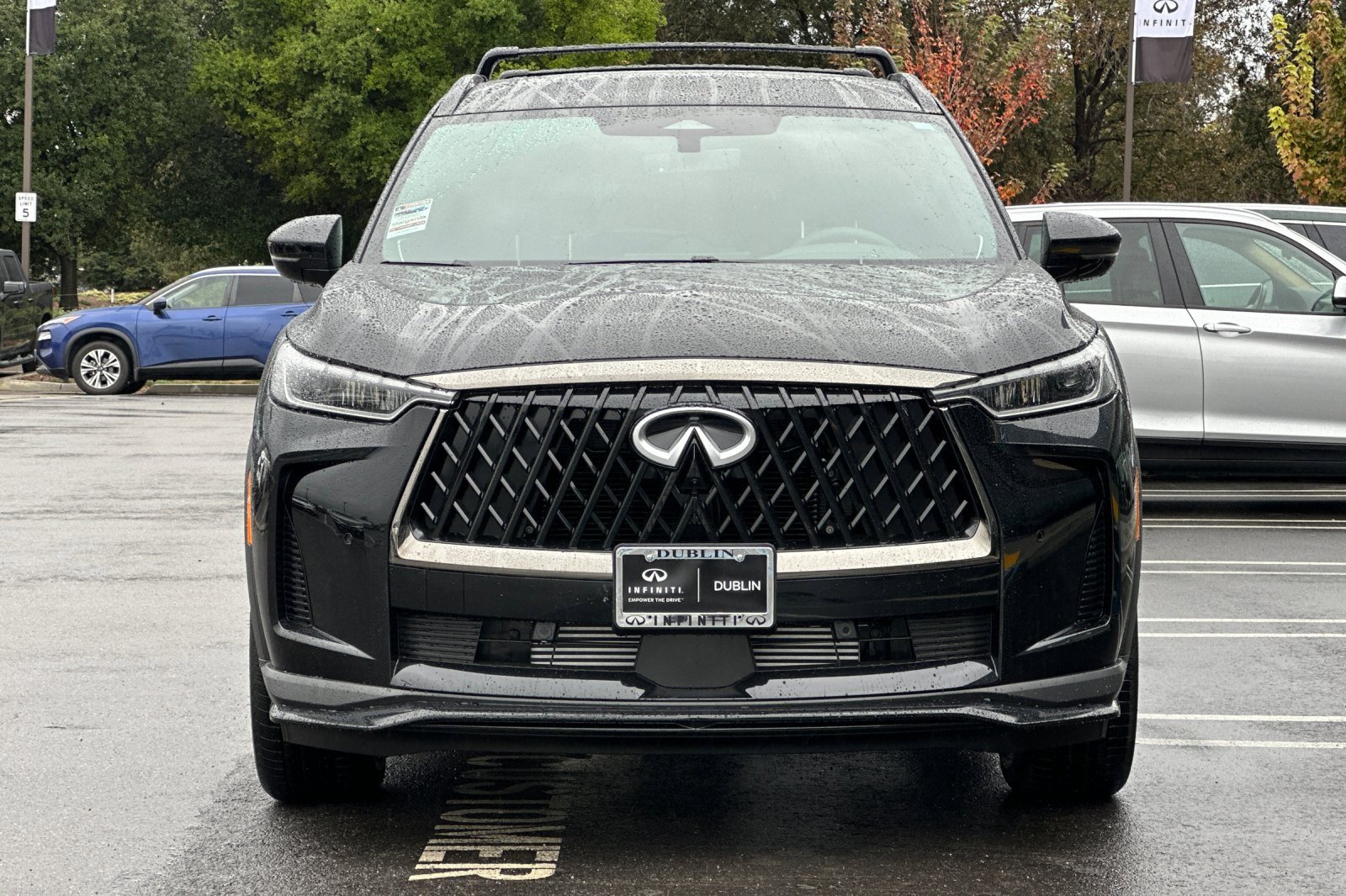 New 2026 INFINITI QX60 Sport w/ Dark Cargo Package image 8