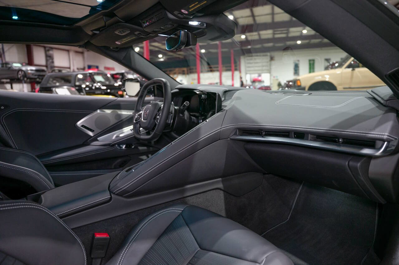 Used 2024 Chevrolet Corvette Stingray Preferred Cpe w/ Z51 Performance Package image 36