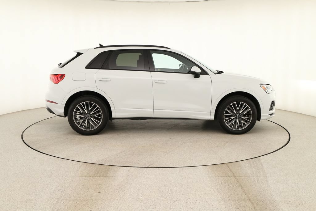 Certified 2023 Audi Q3 2.0T Premium w/ Convenience Package AWD/4WD image 8