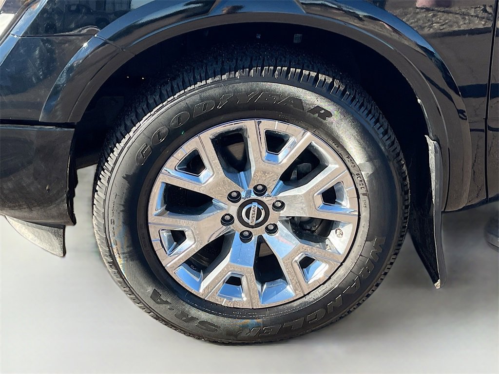 Used 2024 Nissan Titan Platinum Reserve w/ Moonroof Package image 30