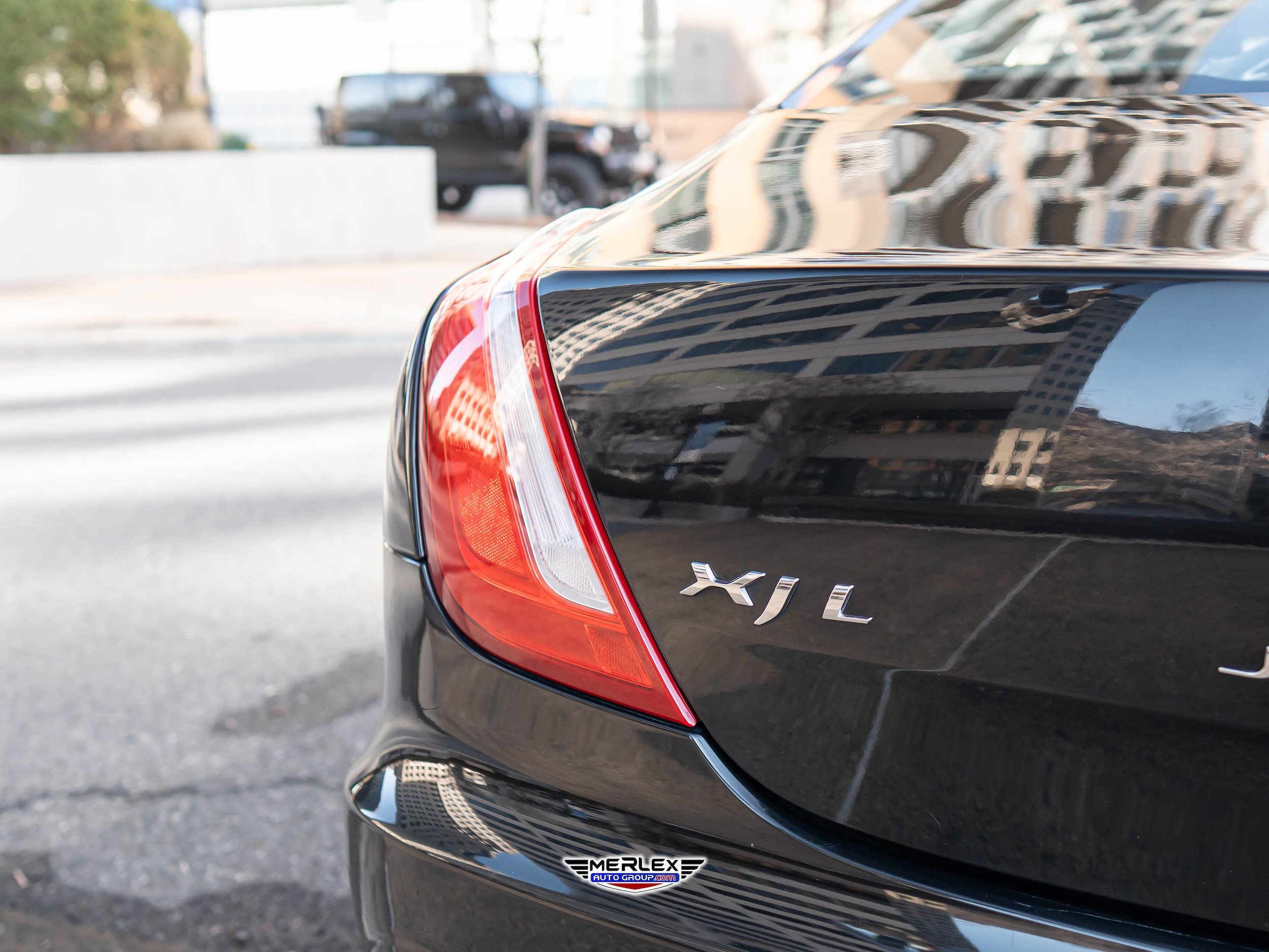 Used 2018 Jaguar XJ L Portfolio image 50