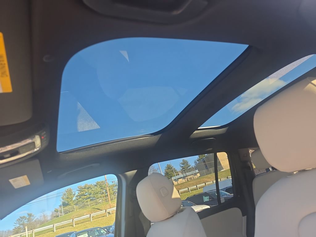 New 2026 Mercedes-Benz GLB 250 4MATIC image 20