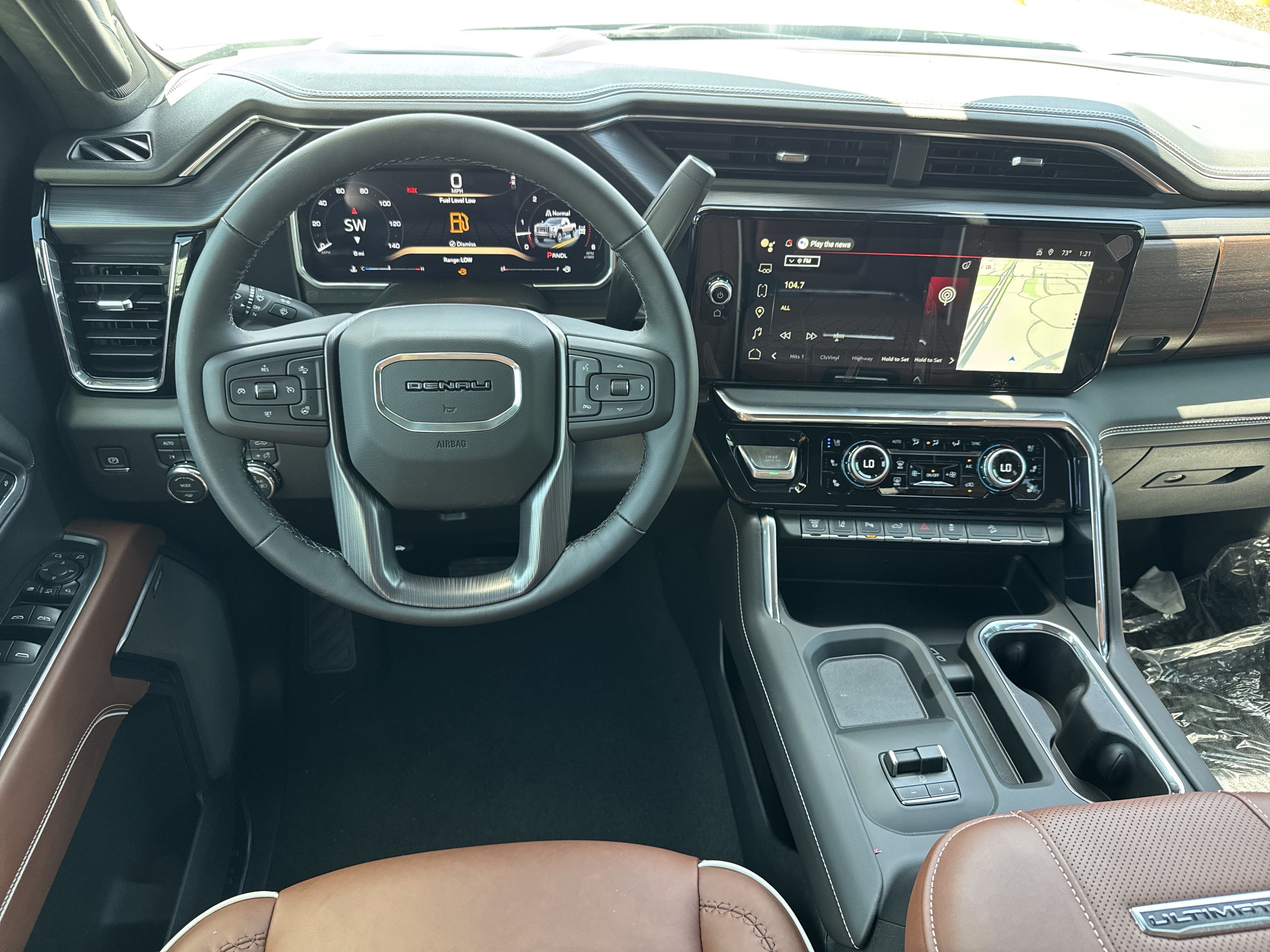 New 2026 GMC Sierra 2500 Denali Ultimate AWD/4WD image 17