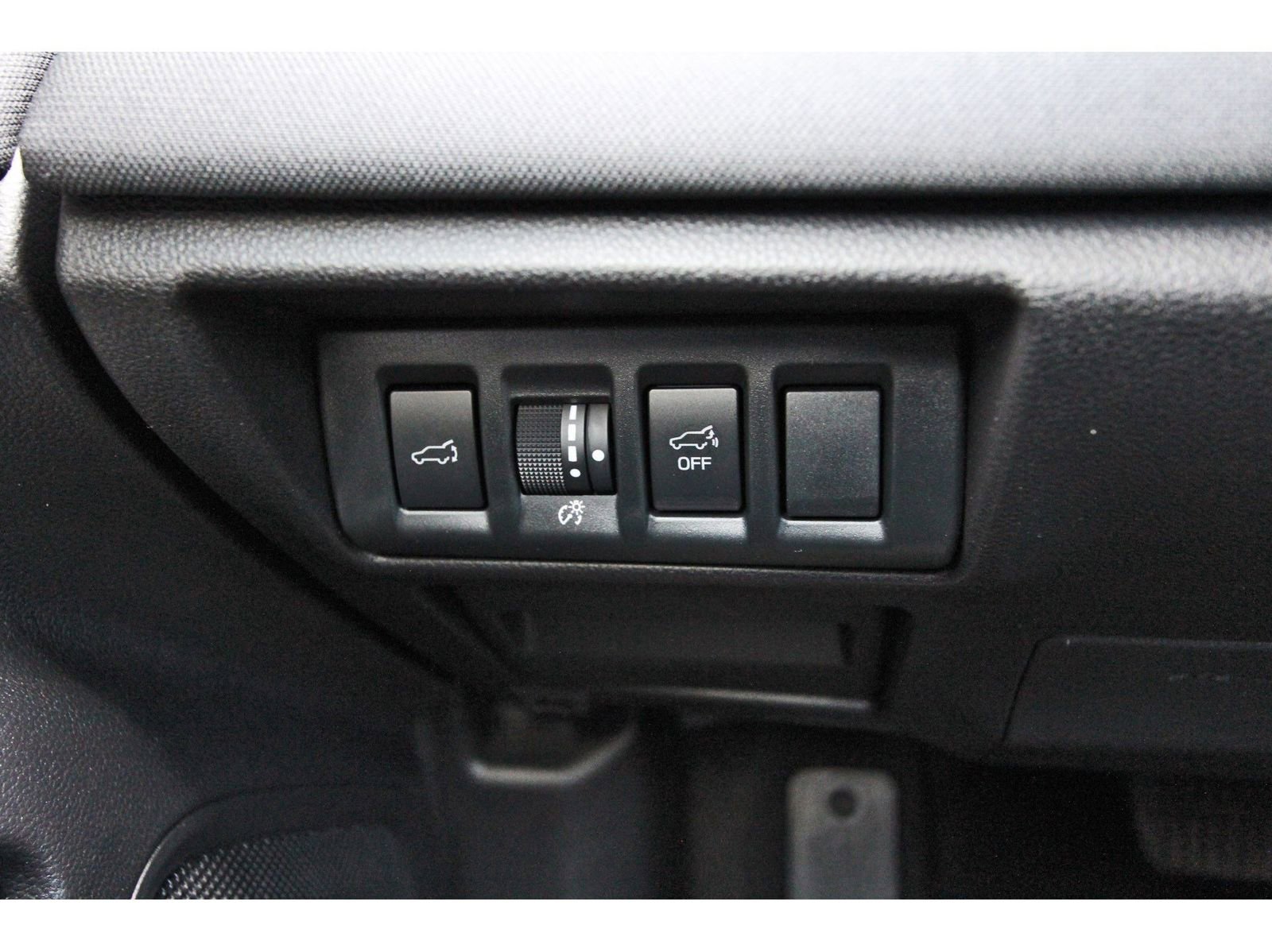 Certified 2025 Subaru Outback Premium image 20