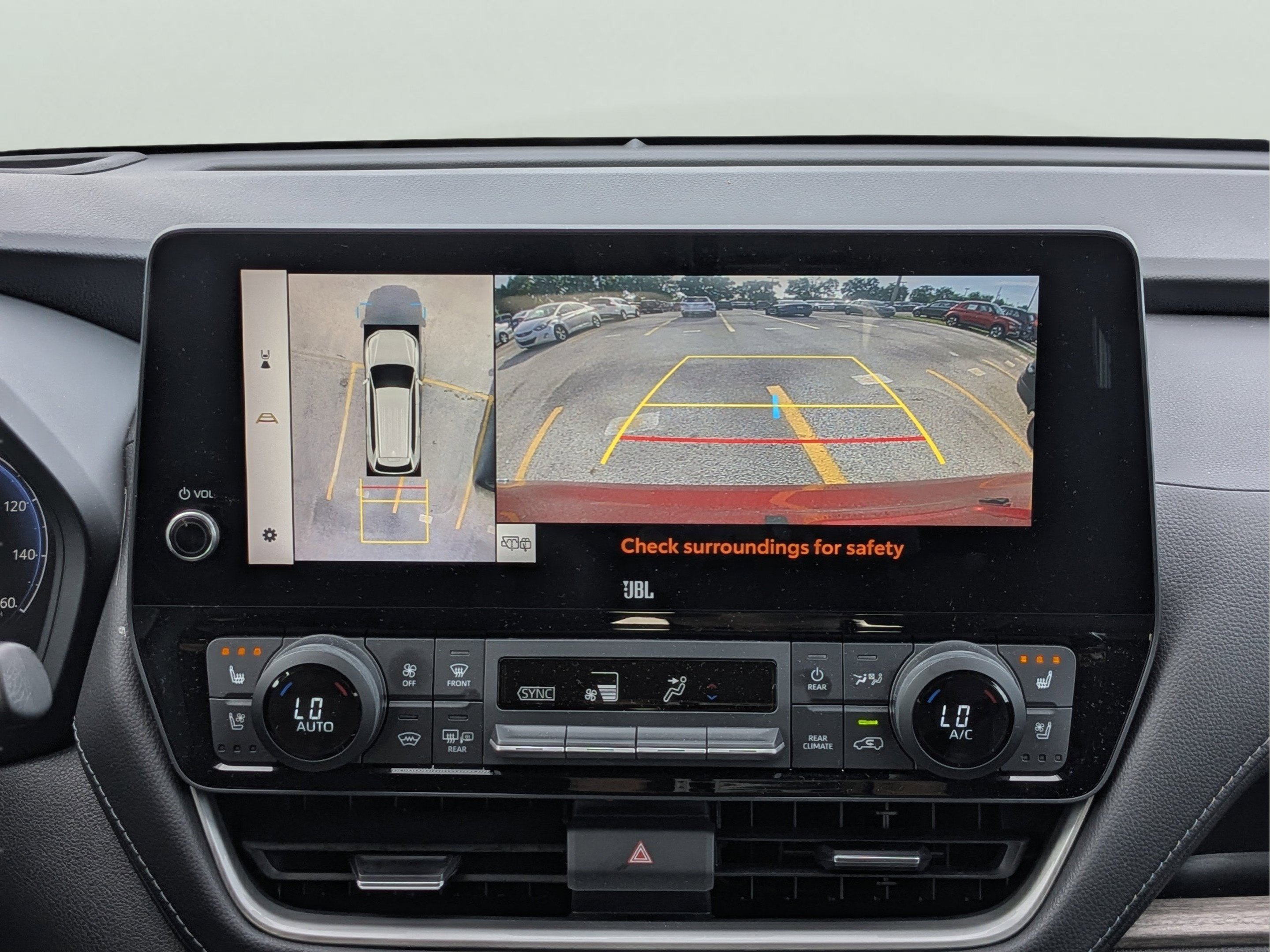 Used 2024 Toyota Grand Highlander AWD image 24