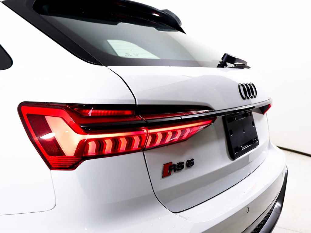 Used 2024 Audi RS 6 performance w/ Matte Carbon Package image 12