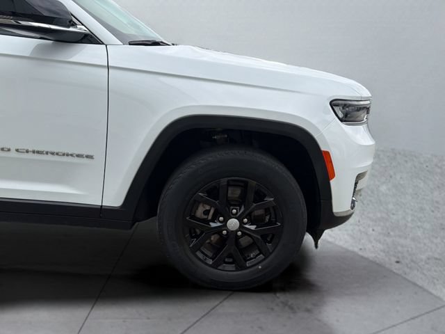 Used 2022 Jeep Grand Cherokee L Limited AWD/4WD image 34
