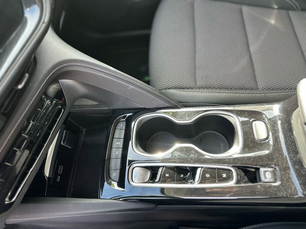 Used 2023 Buick Envision Preferred image 22