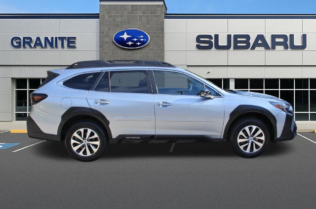 Certified 2024 Subaru Outback Premium AWD/4WD image 12