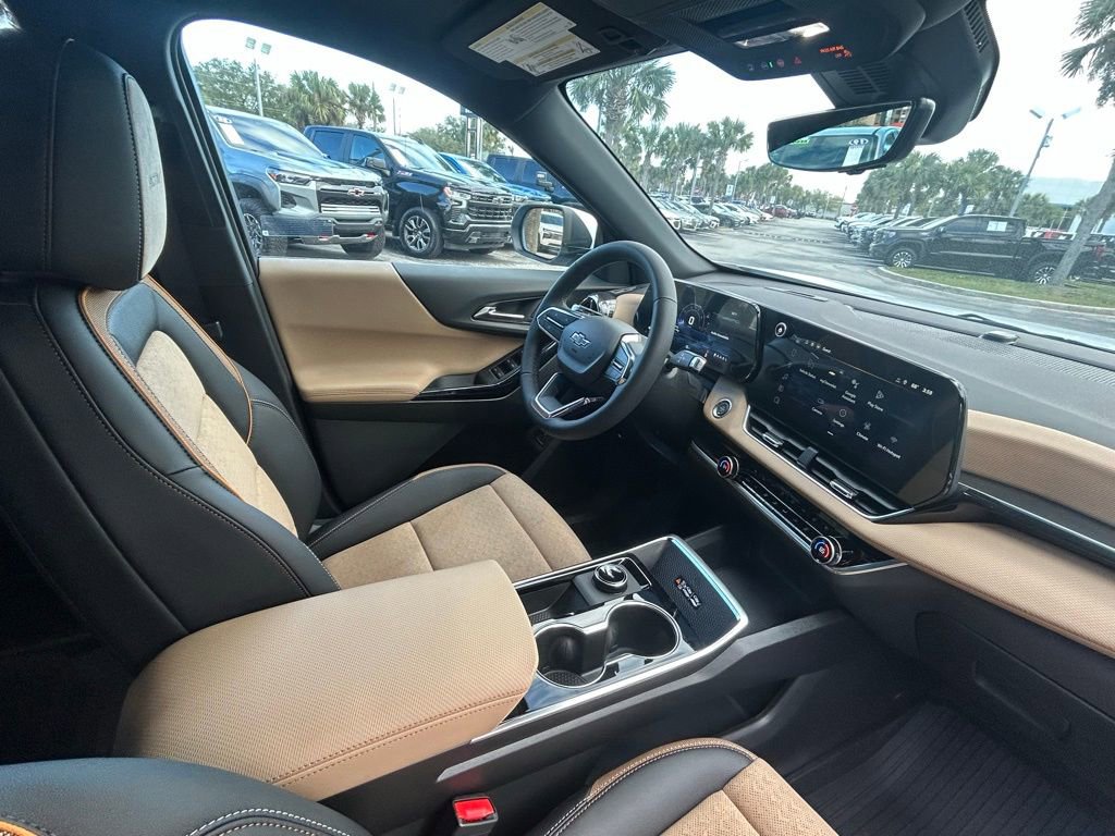 New 2026 Chevrolet Equinox ACTIV w/ Convenience Package III image 24