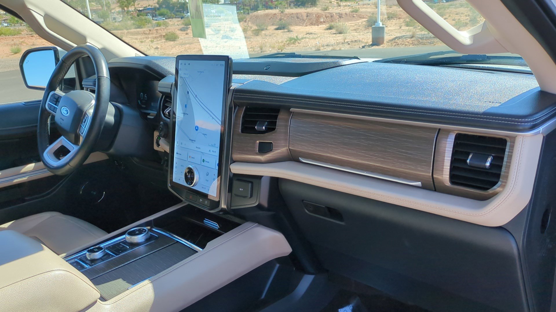 Used 2022 Ford Expedition Max Limited image 32