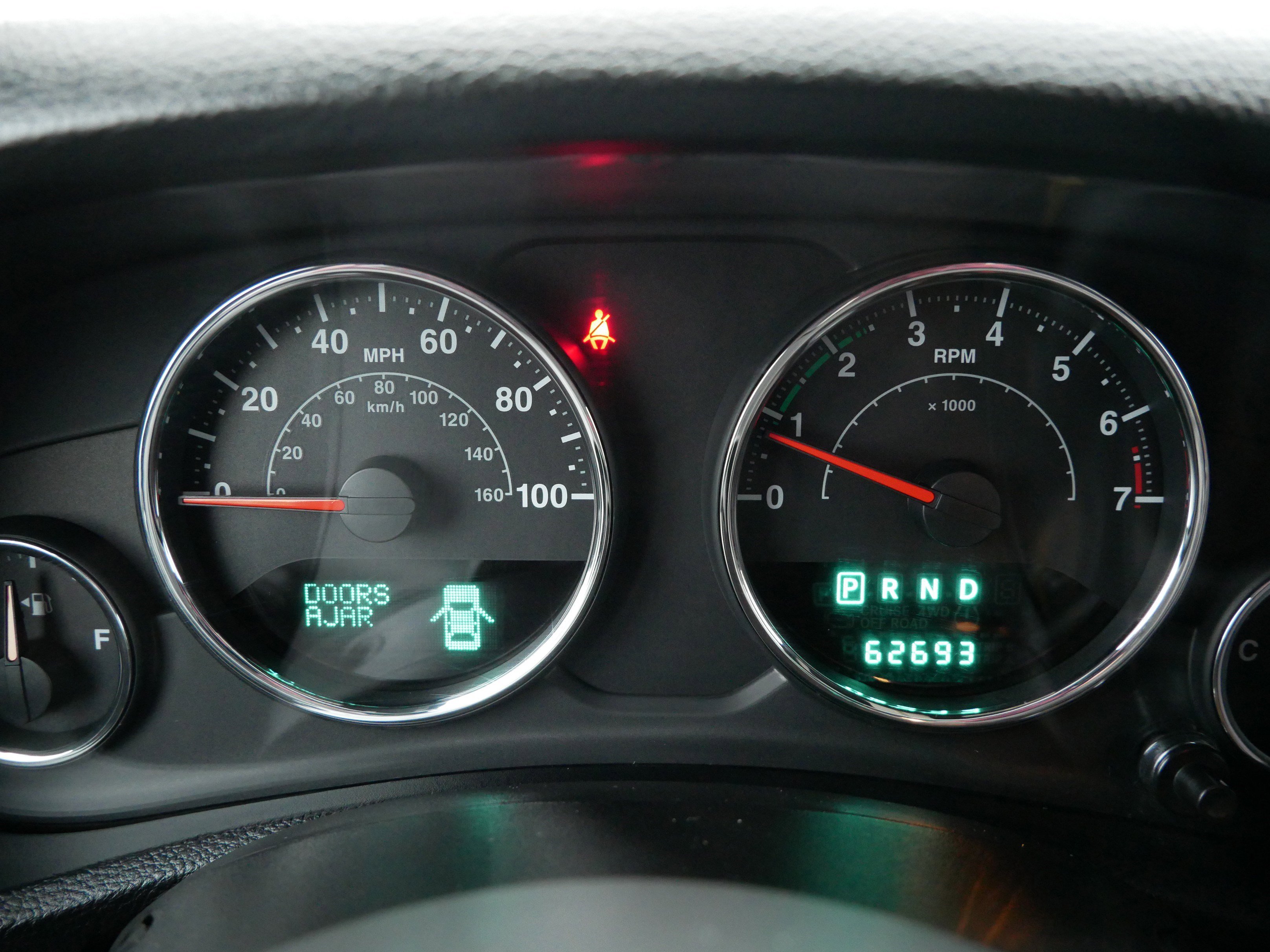 Used 2014 Jeep Wrangler Sahara w/ Dual Top Group image 21