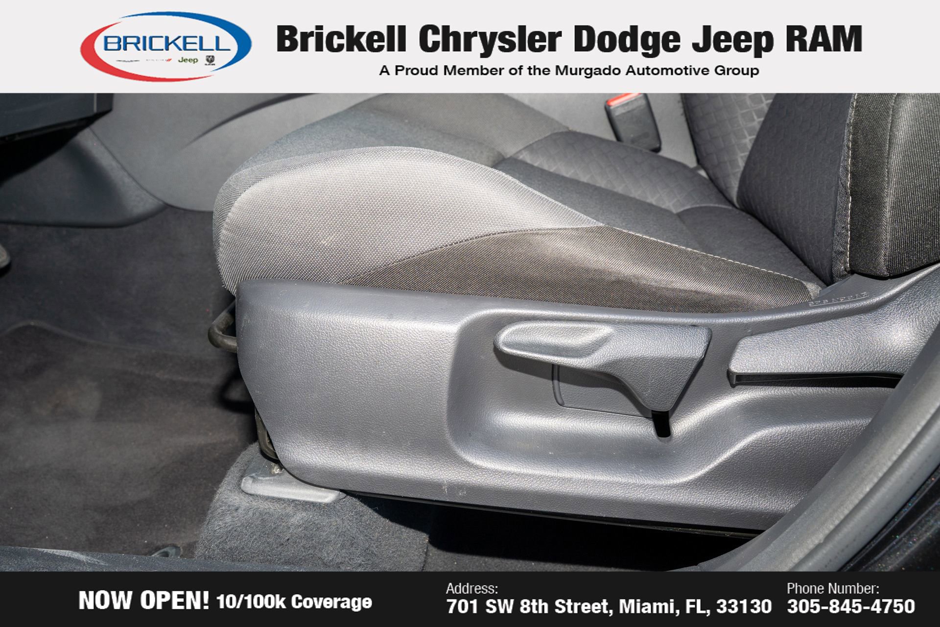 Used 2020 Toyota C-HR LE image 27