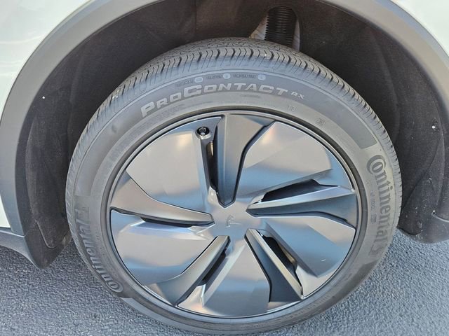 Used 2026 Tesla Model Y 2WD image 21