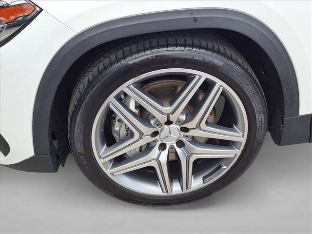 Certified 2022 Mercedes-Benz GLA 35 AMG 4MATIC image 25