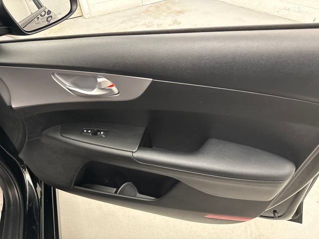 Used 2023 Kia Forte LXS FWD image 41