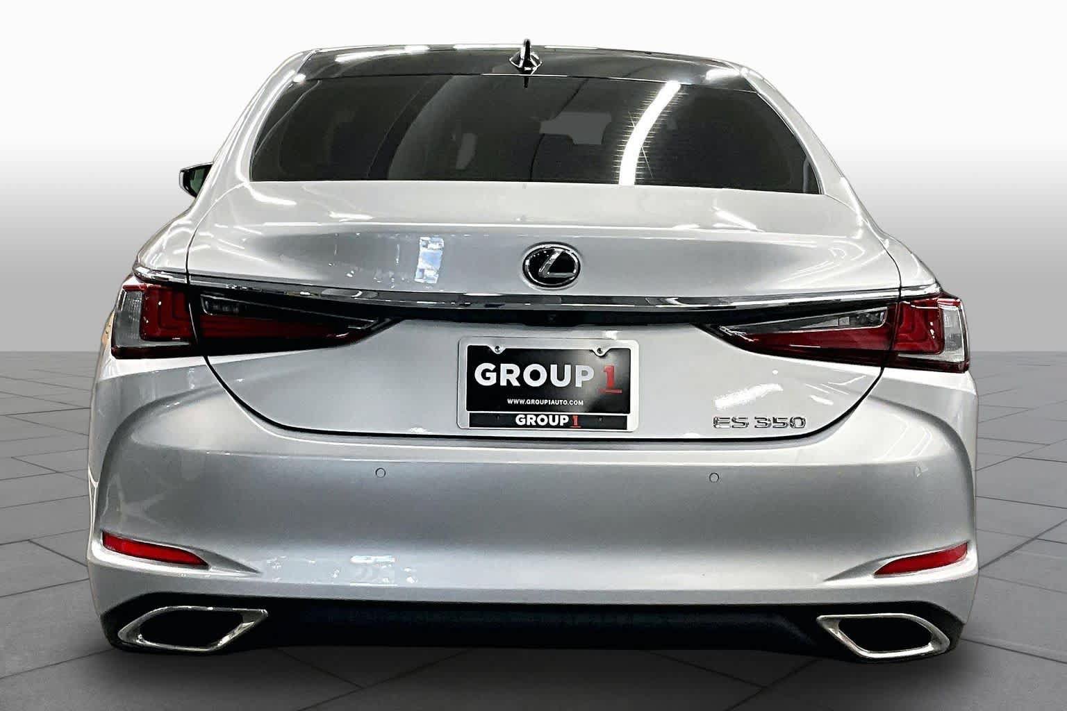 Used 2019 Lexus ES 350 w/ Premium Package FWD image 4