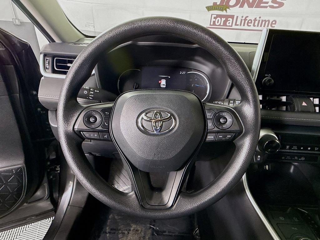 Certified 2023 Toyota RAV4 XLE AWD/4WD image 20