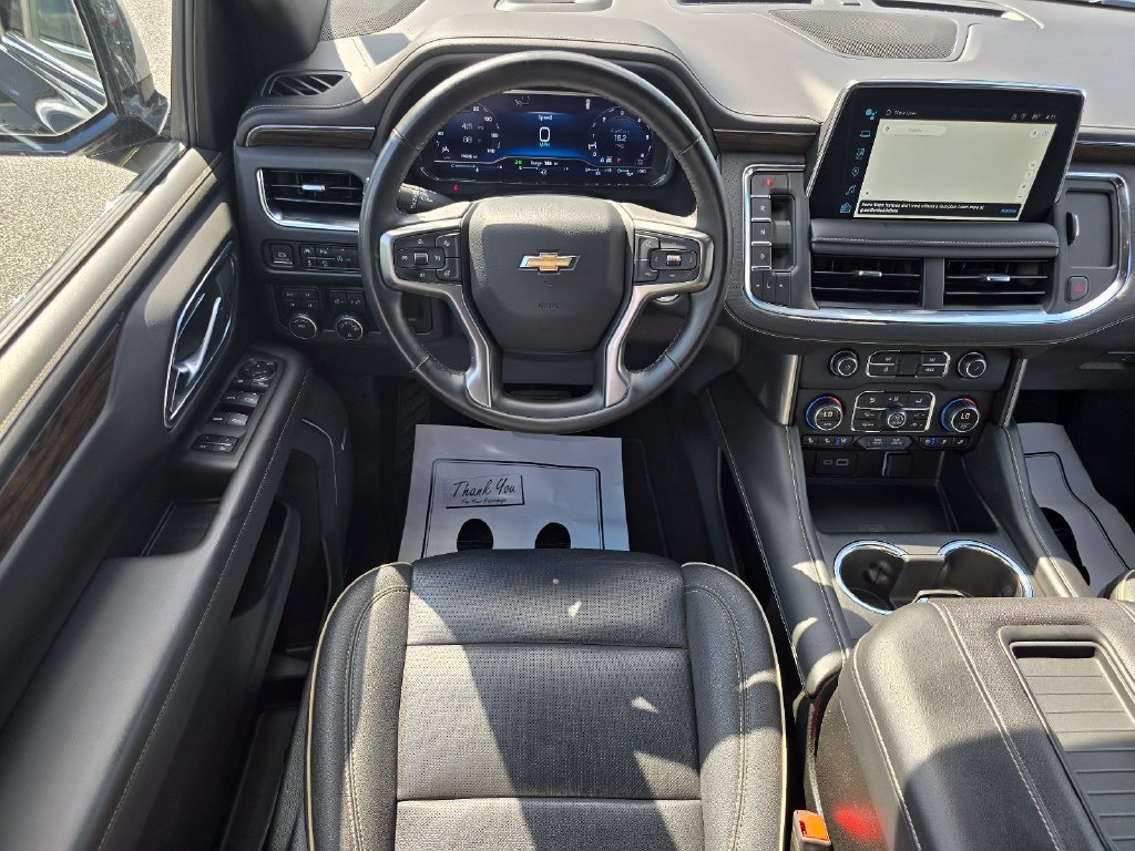 Used 2024 Chevrolet Tahoe Premier AWD/4WD image 14